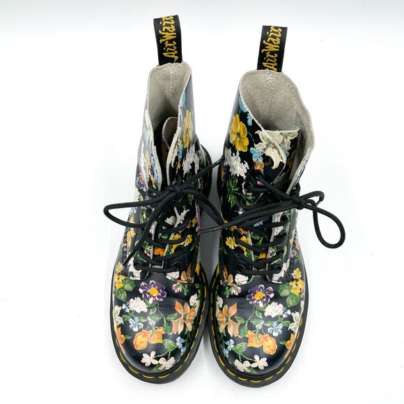 Dr Martens Pascal Boots Darcy Black Floral 8-Eye Leather Lace Up Sz 6 Women's - Picture 5 of 10